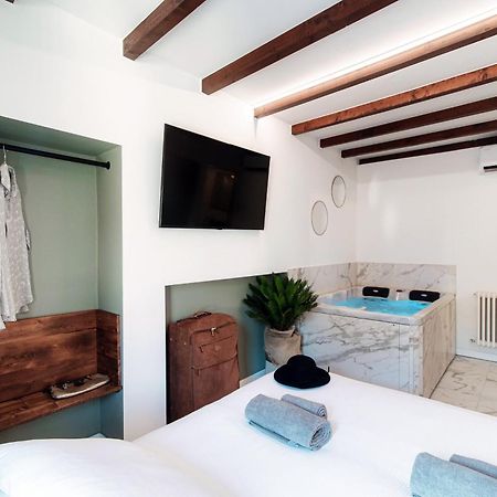Sahara & Amazzonia Luxury Rooms- The House Of Travelers Como Exteriér fotografie