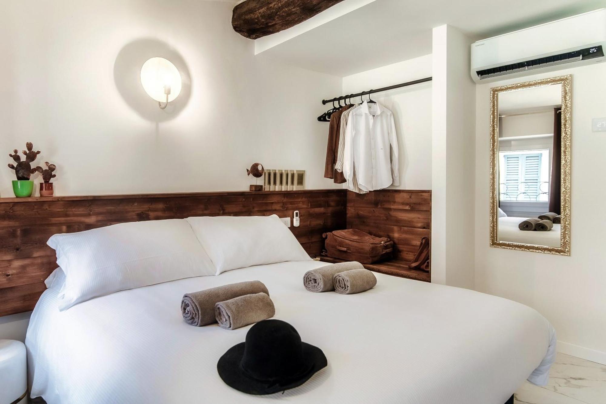 Sahara & Amazzonia Luxury Rooms- The House Of Travelers Como Exteriér fotografie
