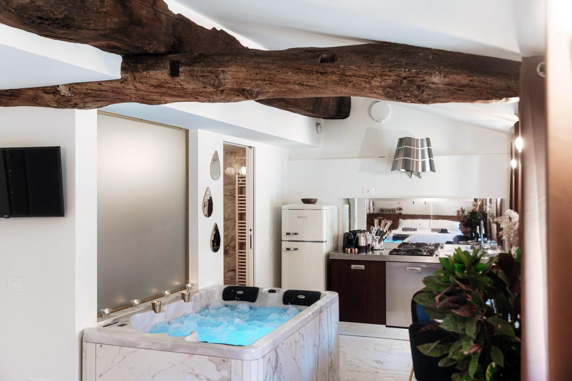 Sahara & Amazzonia Luxury Rooms- The House Of Travelers Como Exteriér fotografie