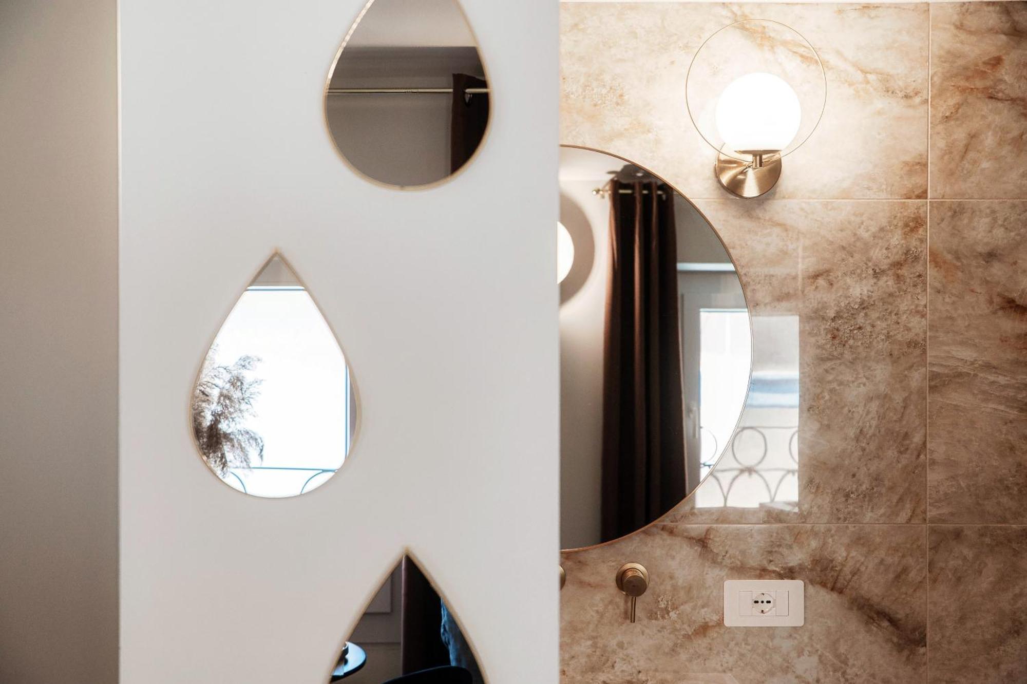 Sahara & Amazzonia Luxury Rooms- The House Of Travelers Como Exteriér fotografie
