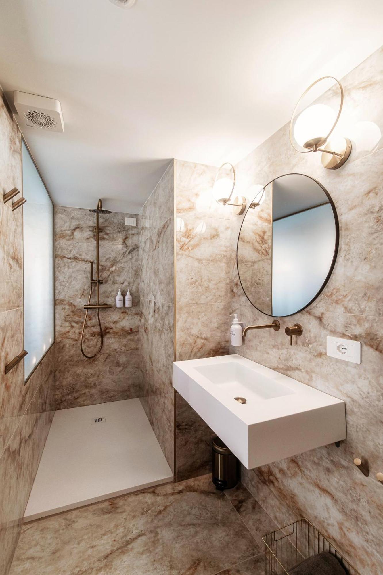 Sahara & Amazzonia Luxury Rooms- The House Of Travelers Como Exteriér fotografie