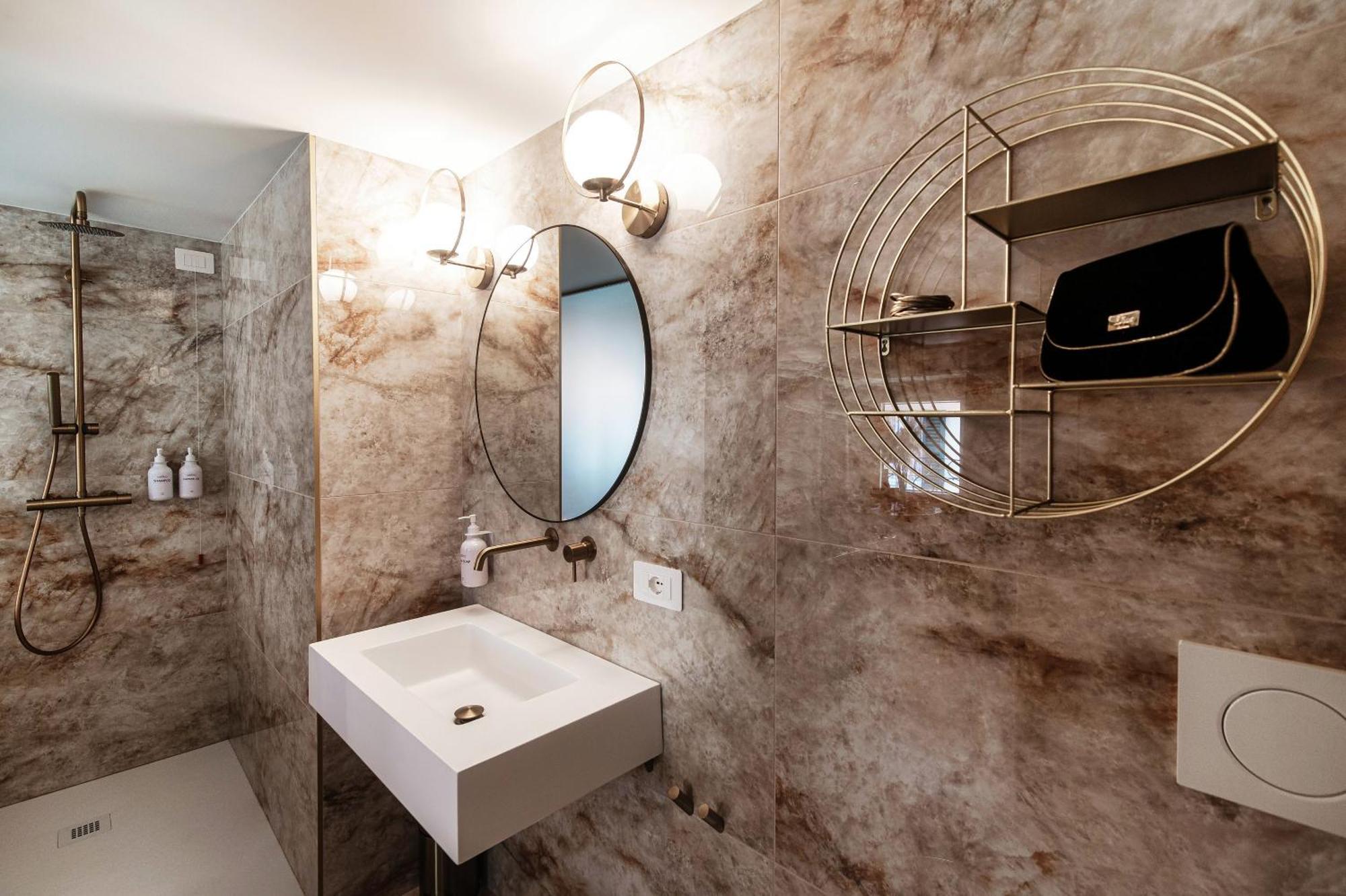 Sahara & Amazzonia Luxury Rooms- The House Of Travelers Como Exteriér fotografie