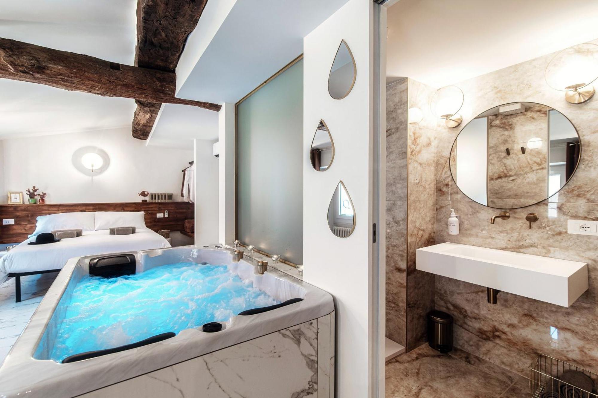 Sahara & Amazzonia Luxury Rooms- The House Of Travelers Como Exteriér fotografie